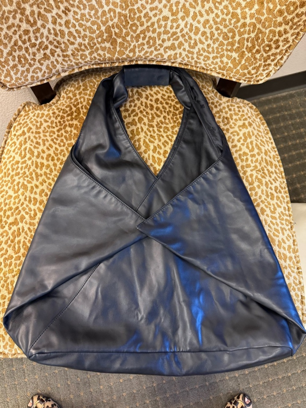 π― Authentic MM6 MAISON MARGIELA Black Shoulder Bag Tote Hobo - Picture 8 of 16
